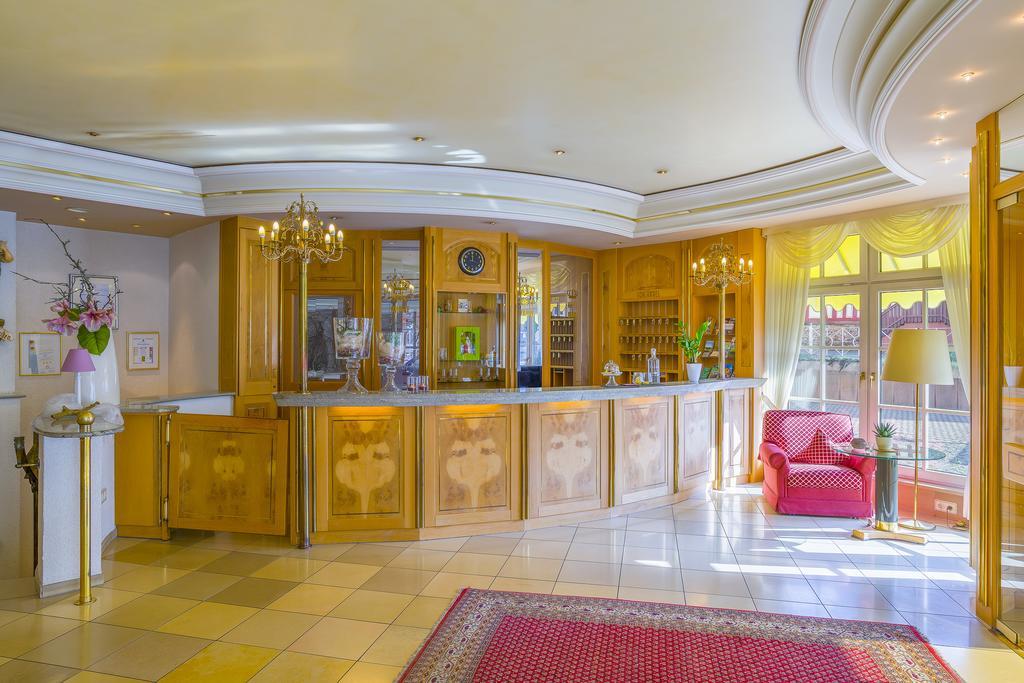 Hotel Krone Alzenau in Unterfranken Buitenkant foto