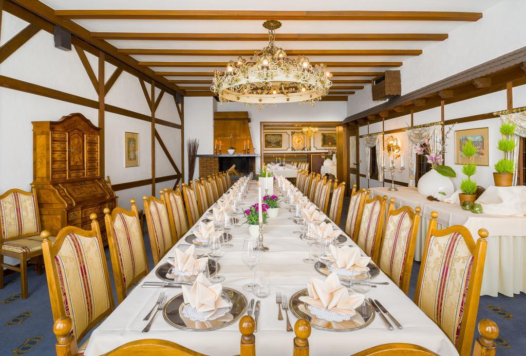 Hotel Krone Alzenau in Unterfranken Buitenkant foto