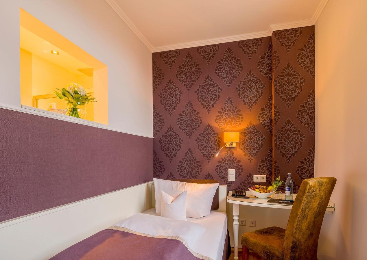 Hotel Krone Alzenau in Unterfranken Buitenkant foto